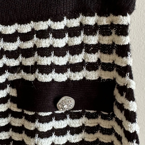 Zara Black & White Knit Fringe Mini Skirt - Size Small - Picture 3 of 5